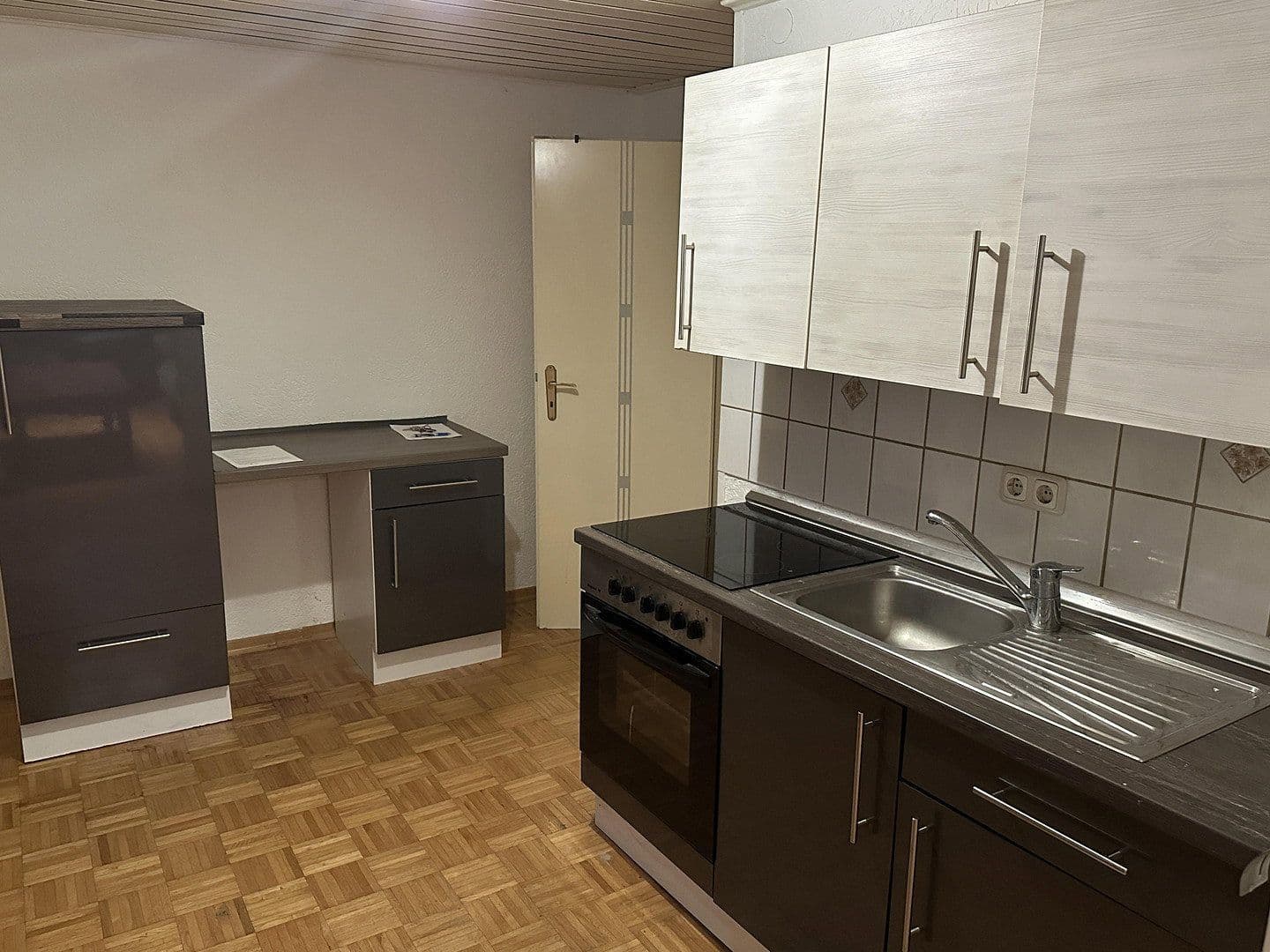 Prodej bytu 1+1 42 m², Carostr. 3, Saal a.d.Donau, Bavorsko Prodej bytu 1+1 42 m², Carostr. 3, Saal a.d.Donau, Bavorsko