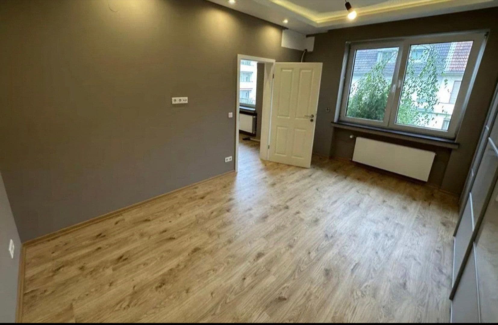 Pronájem bytu 3+1 80 m², Bataverstraße, Köln, Severní Porýní-Vestfálsko Pronájem bytu 3+1 80 m², Bataverstraße, Köln, Severní Porýní-Vestfálsko