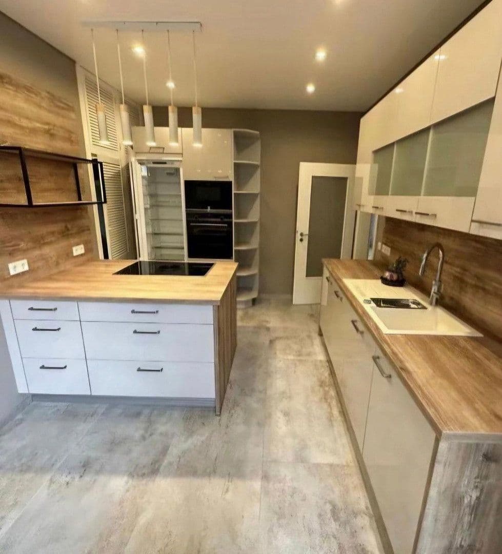 Pronájem bytu 3+1 80 m², Bataverstraße, Köln, Severní Porýní-Vestfálsko Pronájem bytu 3+1 80 m², Bataverstraße, Köln, Severní Porýní-Vestfálsko
