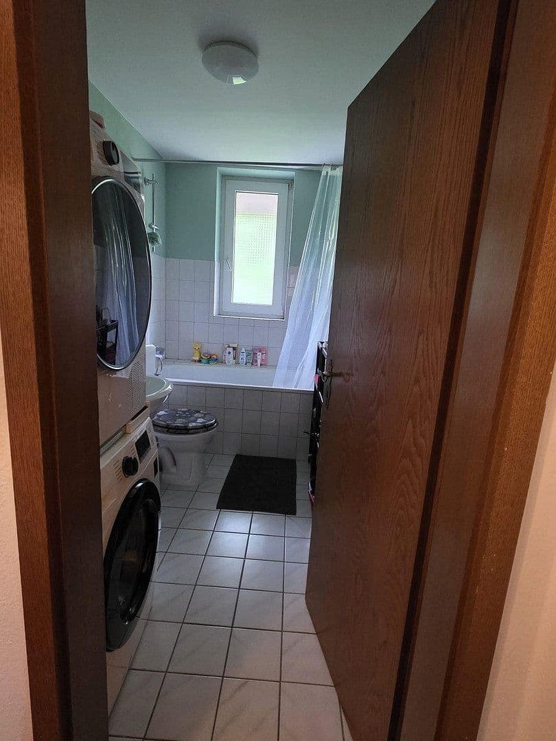 Pronájem bytu 3+1 76 m², Hardenbergstraße 51, Krefeld, Severní Porýní-Vestfálsko Pronájem bytu 3+1 76 m², Hardenbergstraße 51, Krefeld, Severní Porýní-Vestfálsko