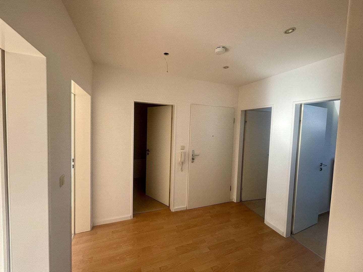 Pronájem bytu 3+1 83 m², München, Bavorsko Pronájem bytu 3+1 83 m², München, Bavorsko