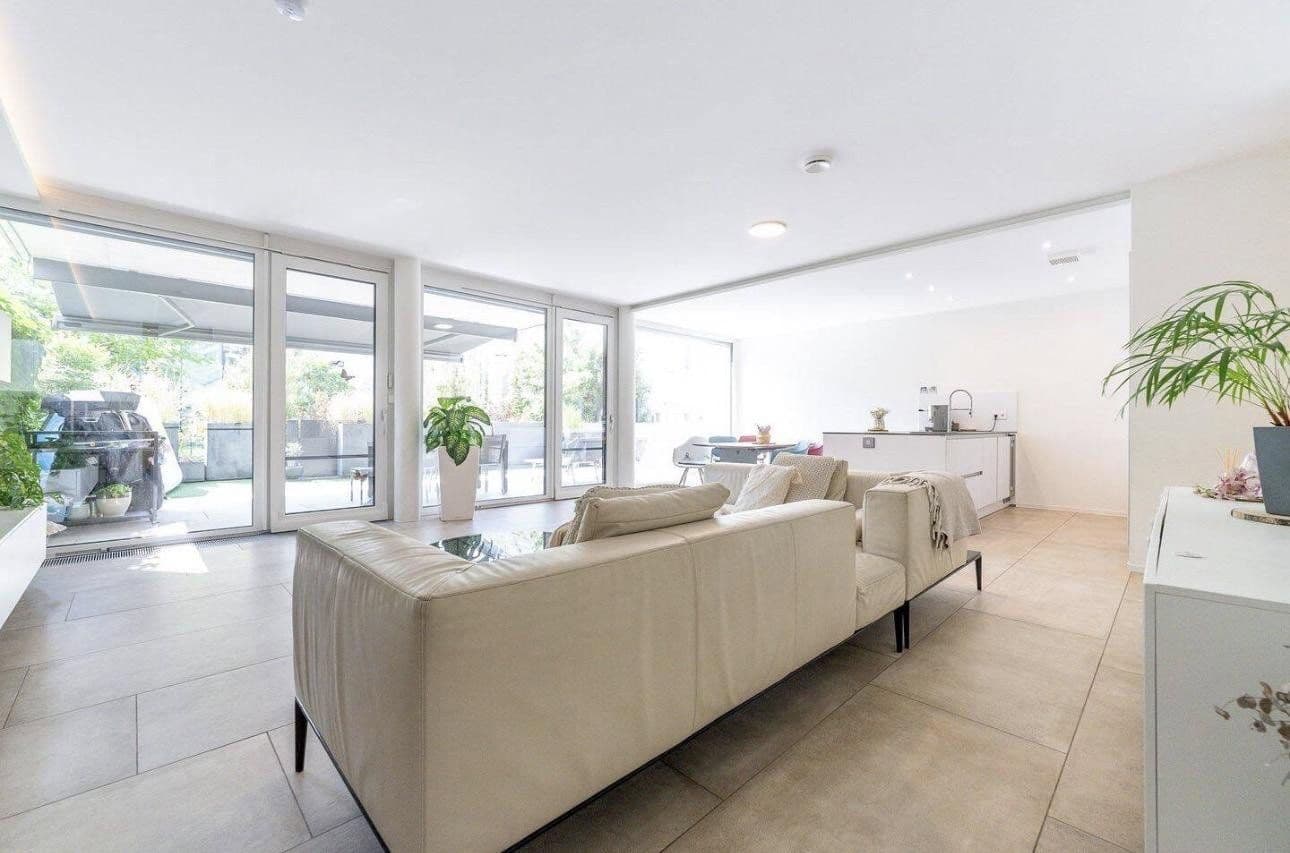 Pronájem bytu 3+1 118 m², Lörrach, Bádensko-Württembersko Pronájem bytu 3+1 118 m², Lörrach, Bádensko-Württembersko