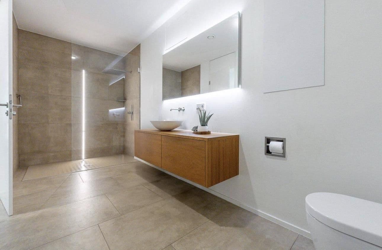 Pronájem bytu 3+1 118 m², Lörrach, Bádensko-Württembersko Pronájem bytu 3+1 118 m², Lörrach, Bádensko-Württembersko