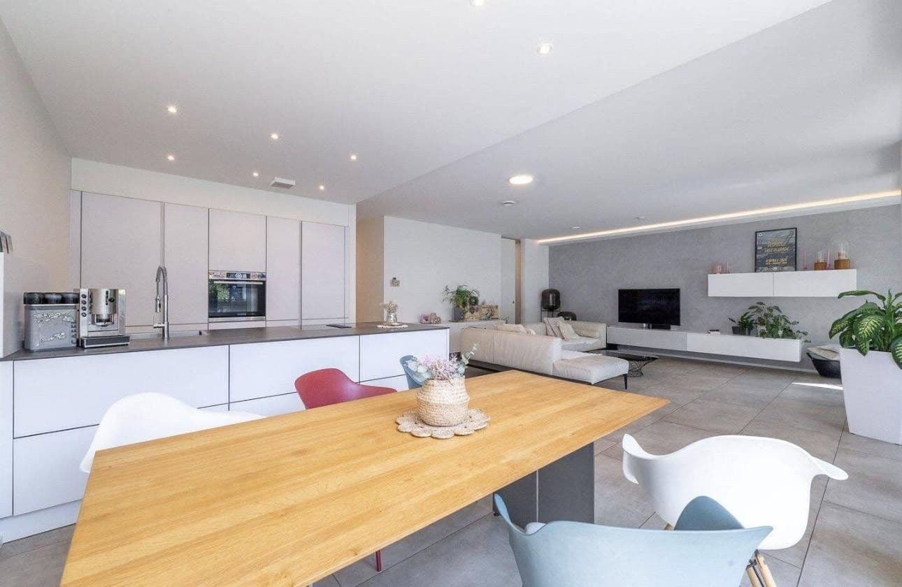 Pronájem bytu 3+1 118 m², Lörrach, Bádensko-Württembersko Pronájem bytu 3+1 118 m², Lörrach, Bádensko-Württembersko
