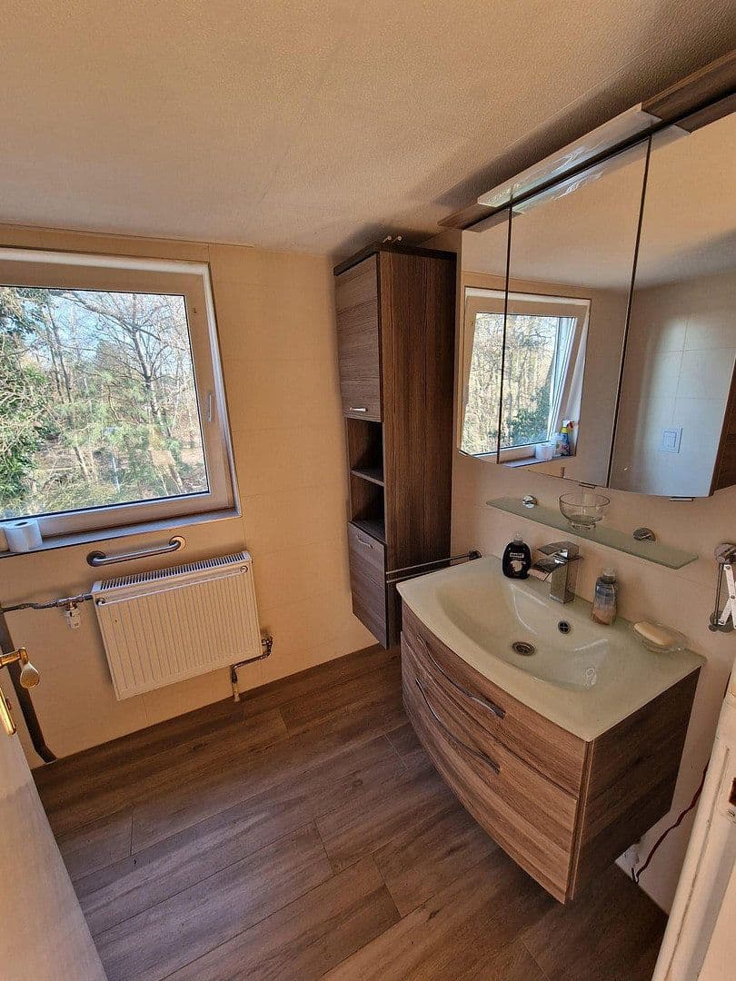 Prodej domu 130 m², pozemek 1.450 m², Fritz-Reuter-Str., Schulzendorf, Braniborsko Prodej domu 130 m², pozemek 1.450 m², Fritz-Reuter-Str., Schulzendorf, Braniborsko