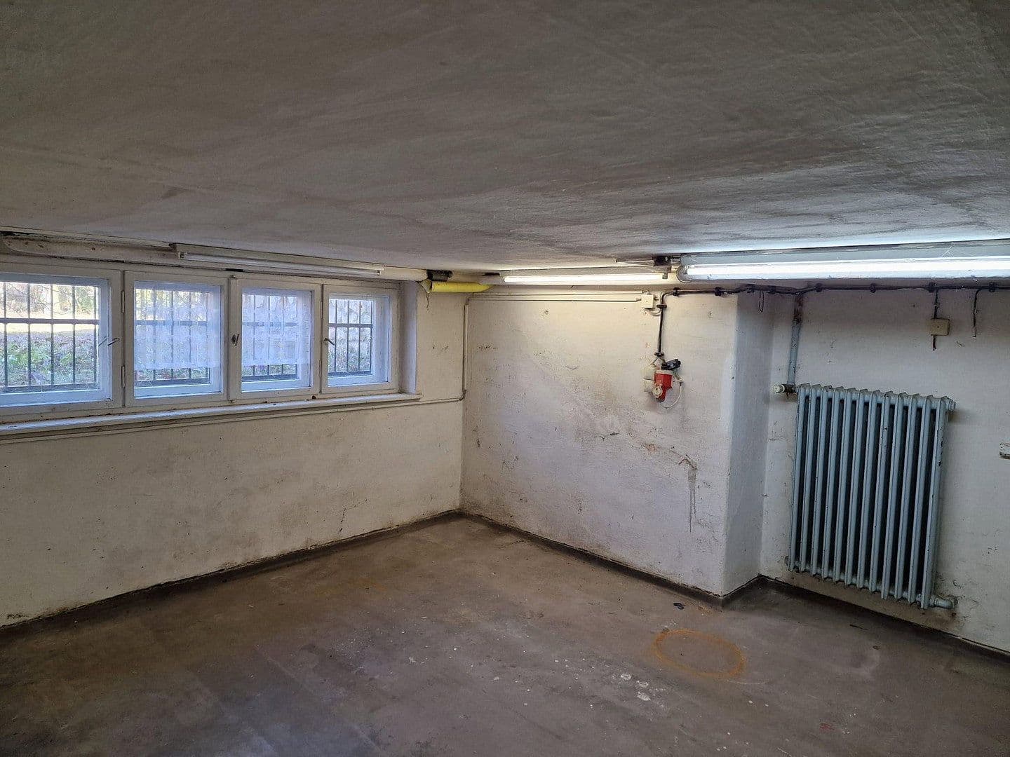 Prodej domu 130 m², pozemek 1.450 m², Fritz-Reuter-Str., Schulzendorf, Braniborsko Prodej domu 130 m², pozemek 1.450 m², Fritz-Reuter-Str., Schulzendorf, Braniborsko