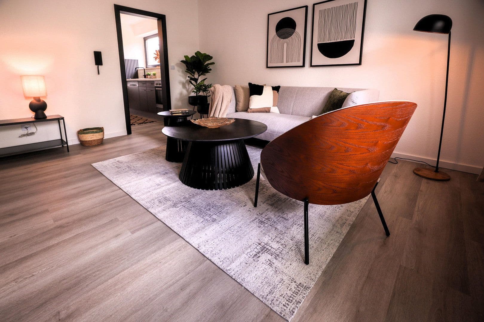 Prodej bytu 2+1 56 m², Schillerstraße 15, Dillingen an der Donau, Bavorsko Prodej bytu 2+1 56 m², Schillerstraße 15, Dillingen an der Donau, Bavorsko