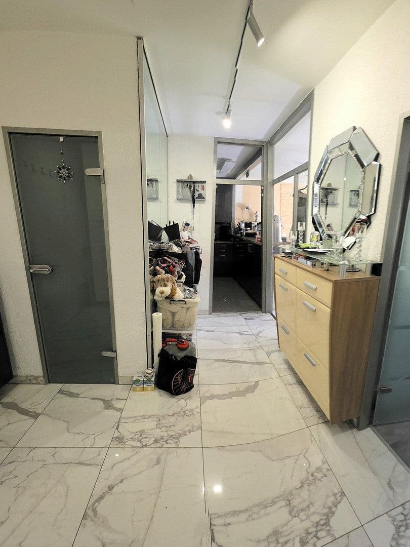 Prodej bytu 2+kk 61 m², Krefeld Bockum, Severní Porýní-Vestfálsko Prodej bytu 2+kk 61 m², Krefeld Bockum, Severní Porýní-Vestfálsko