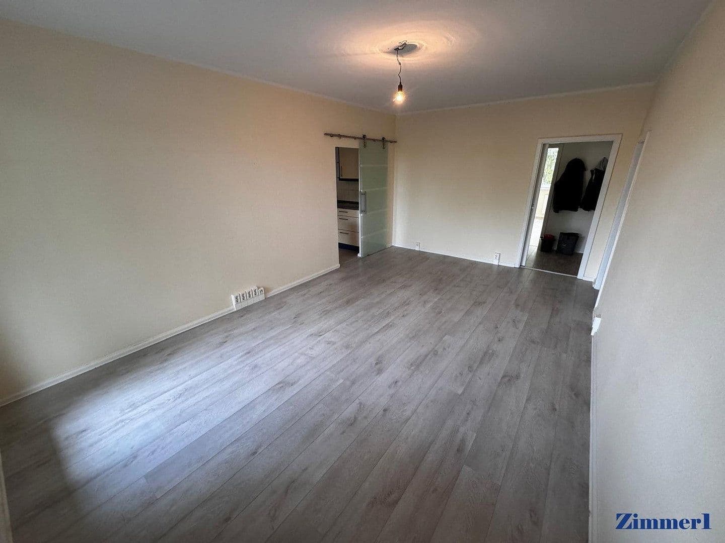 Prodej bytu 4+1 81 m², Berlin, Berlín Prodej bytu 4+1 81 m², Berlin, Berlín