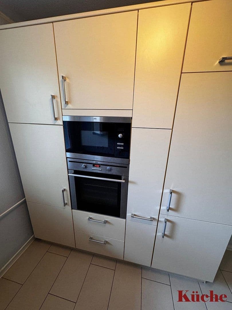 Prodej bytu 4+1 81 m², Berlin, Berlín Prodej bytu 4+1 81 m², Berlin, Berlín