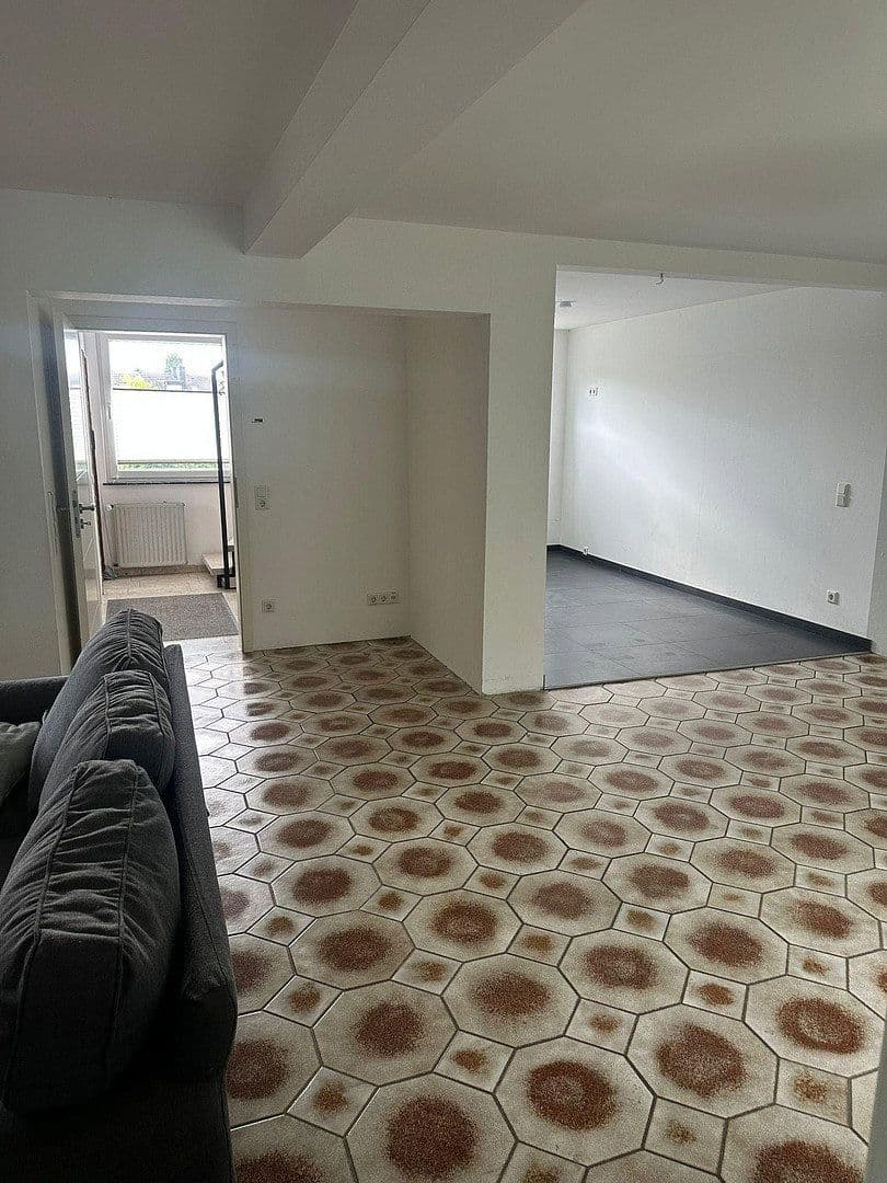 Prodej domu 125 m², pozemek 964 m², Herne, Severní Porýní-Vestfálsko Prodej domu 125 m², pozemek 964 m², Herne, Severní Porýní-Vestfálsko