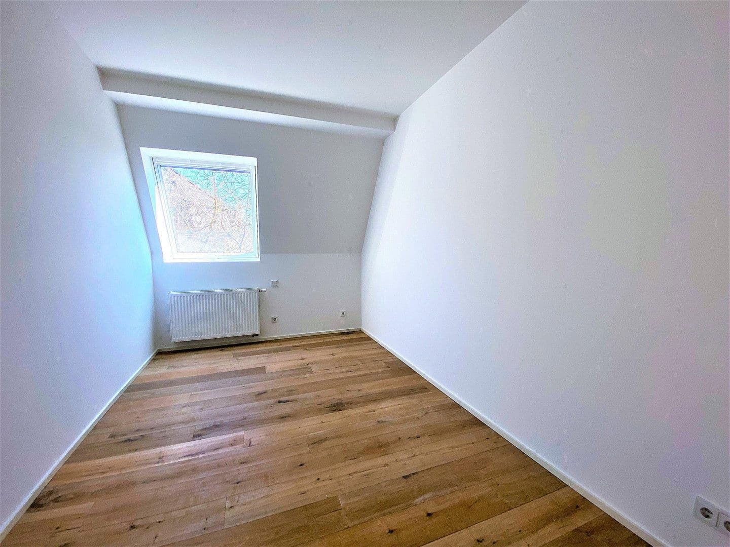 Pronájem bytu 4+1 185 m², Rüttenscheider Straße 204, Essen, Severní Porýní-Vestfálsko Pronájem bytu 4+1 185 m², Rüttenscheider Straße 204, Essen, Severní Porýní-Vestfálsko