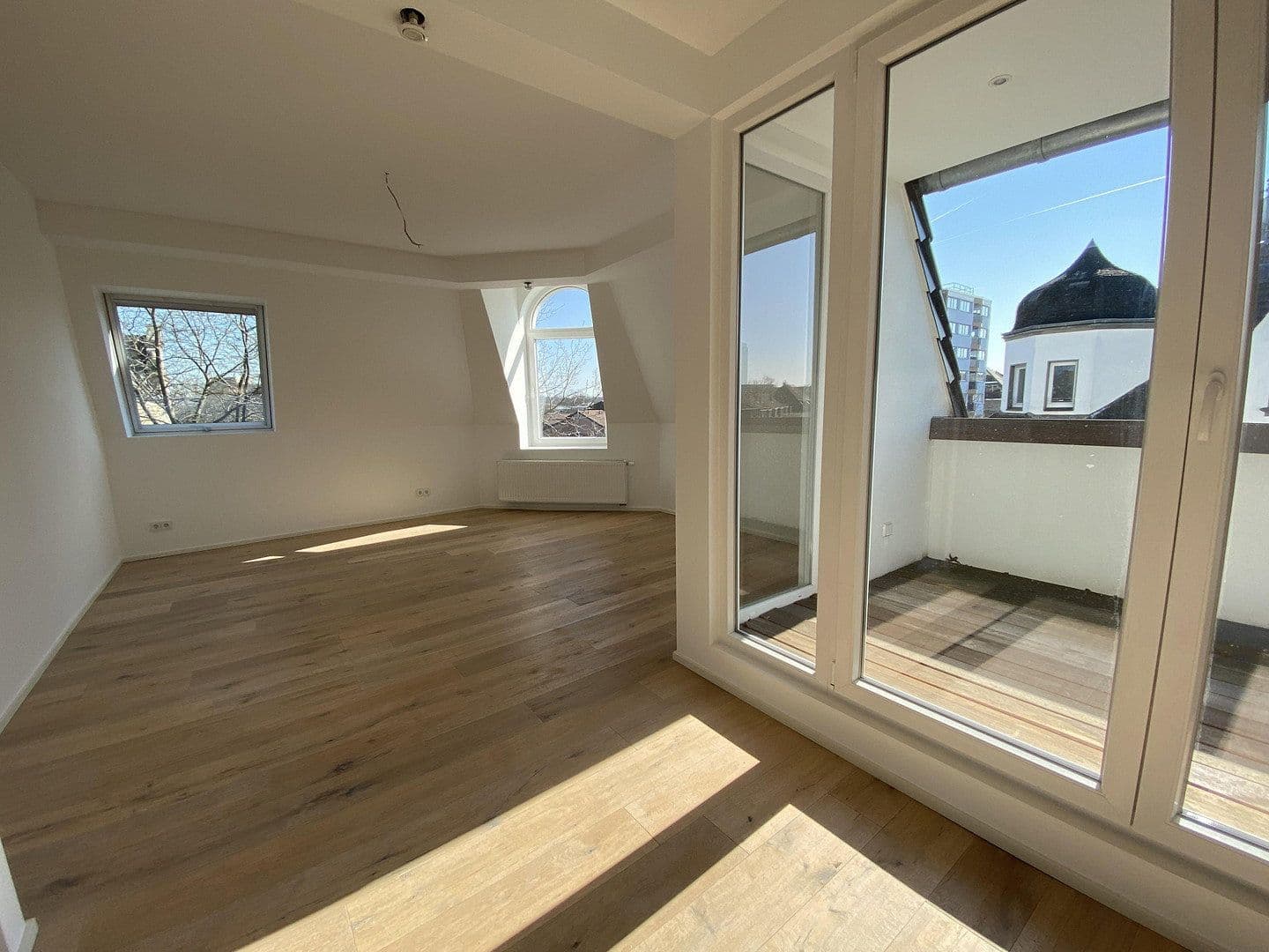 Pronájem bytu 4+1 185 m², Rüttenscheider Straße 204, Essen, Severní Porýní-Vestfálsko Pronájem bytu 4+1 185 m², Rüttenscheider Straße 204, Essen, Severní Porýní-Vestfálsko