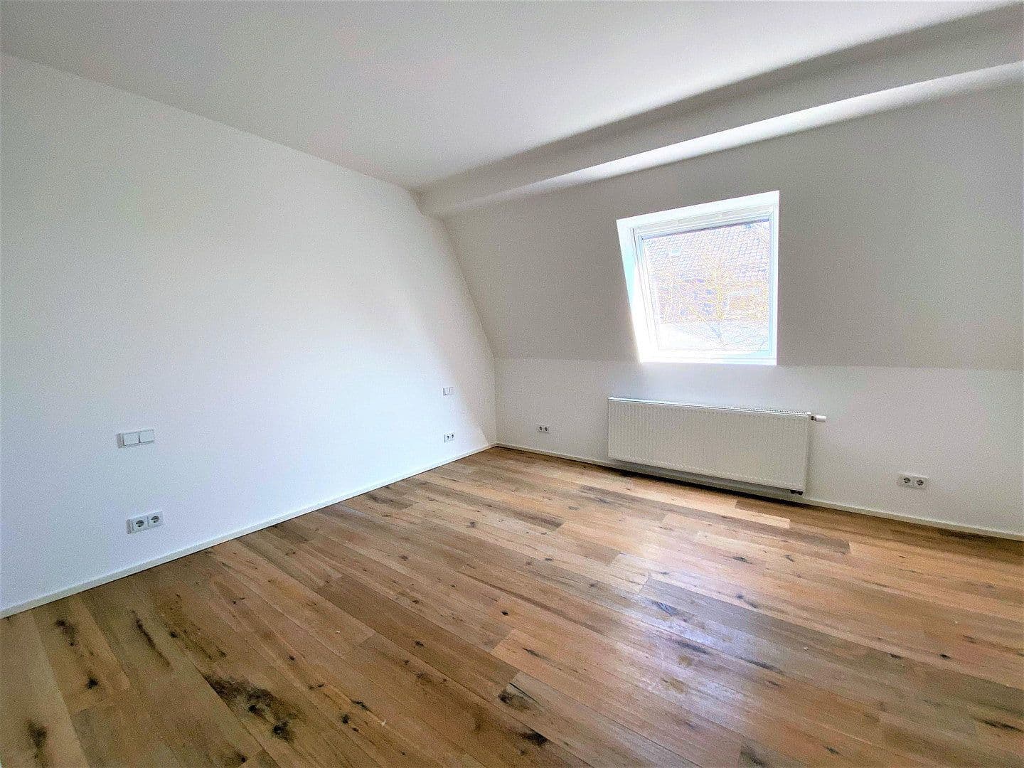 Pronájem bytu 4+1 185 m², Rüttenscheider Straße 204, Essen, Severní Porýní-Vestfálsko Pronájem bytu 4+1 185 m², Rüttenscheider Straße 204, Essen, Severní Porýní-Vestfálsko