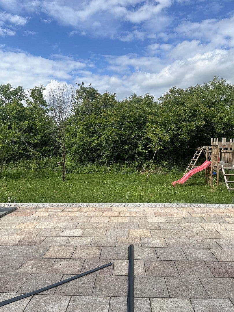 Pronájem domu 404 m², pozemek 600 m², Geretsried, Bavorsko Pronájem domu 404 m², pozemek 600 m², Geretsried, Bavorsko