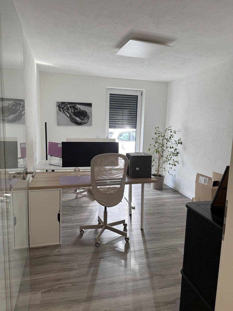Pronájem domu 404 m², pozemek 600 m², Geretsried, Bavorsko Pronájem domu 404 m², pozemek 600 m², Geretsried, Bavorsko