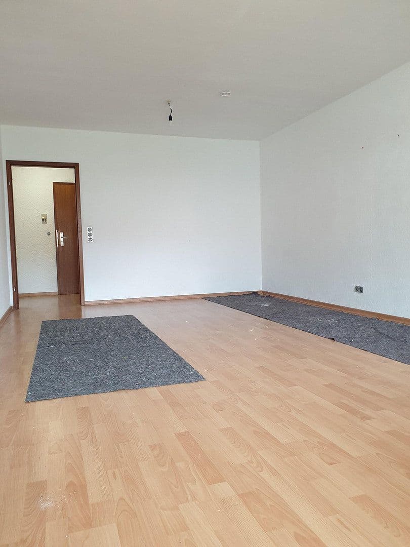 Pronájem bytu 1+1 48 m², Mannheim, Bádensko-Württembersko Pronájem bytu 1+1 48 m², Mannheim, Bádensko-Württembersko