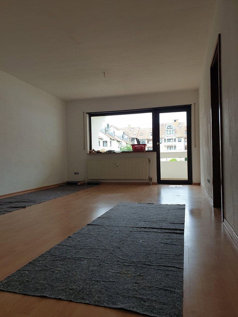 Pronájem bytu 1+1 48 m², Mannheim, Bádensko-Württembersko Pronájem bytu 1+1 48 m², Mannheim, Bádensko-Württembersko