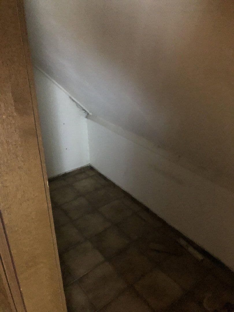 Pronájem bytu 1+1 35 m², Weierstraße 12, Oberhausen, Severní Porýní-Vestfálsko Pronájem bytu 1+1 35 m², Weierstraße 12, Oberhausen, Severní Porýní-Vestfálsko