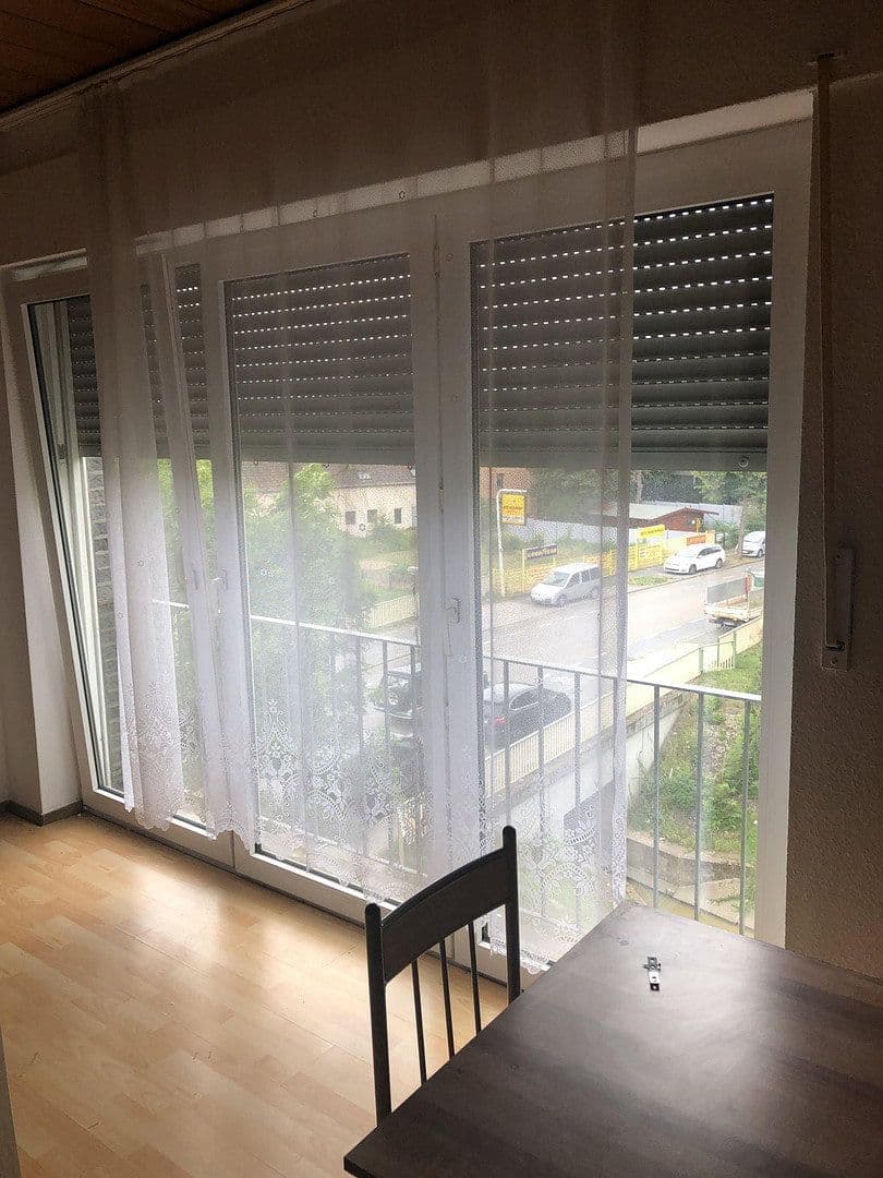 Pronájem bytu 1+1 35 m², Weierstraße 12, Oberhausen, Severní Porýní-Vestfálsko Pronájem bytu 1+1 35 m², Weierstraße 12, Oberhausen, Severní Porýní-Vestfálsko