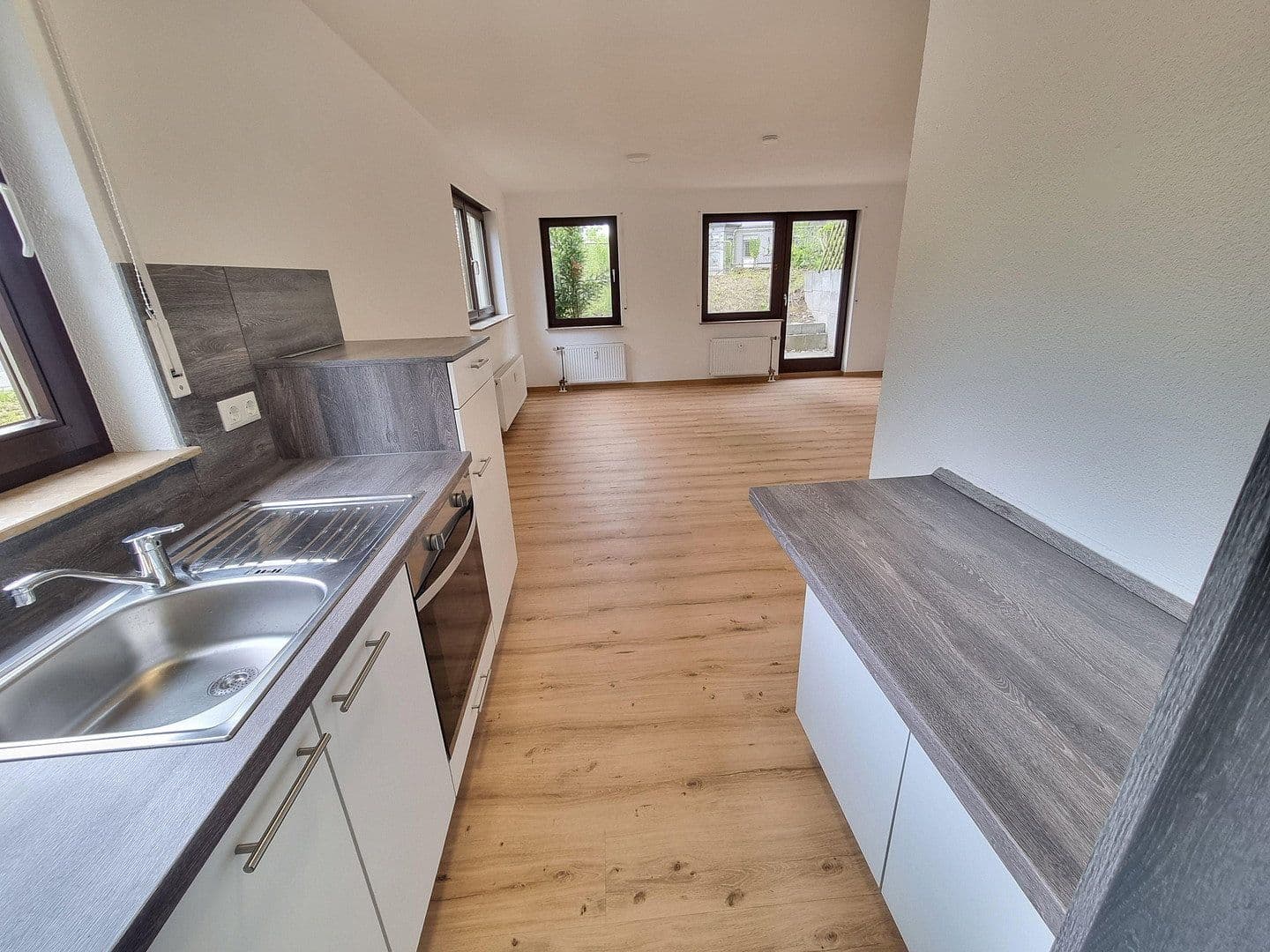 Prodej bytu 1+kk 46 m², Stuttgart, Bádensko-Württembersko Prodej bytu 1+kk 46 m², Stuttgart, Bádensko-Württembersko