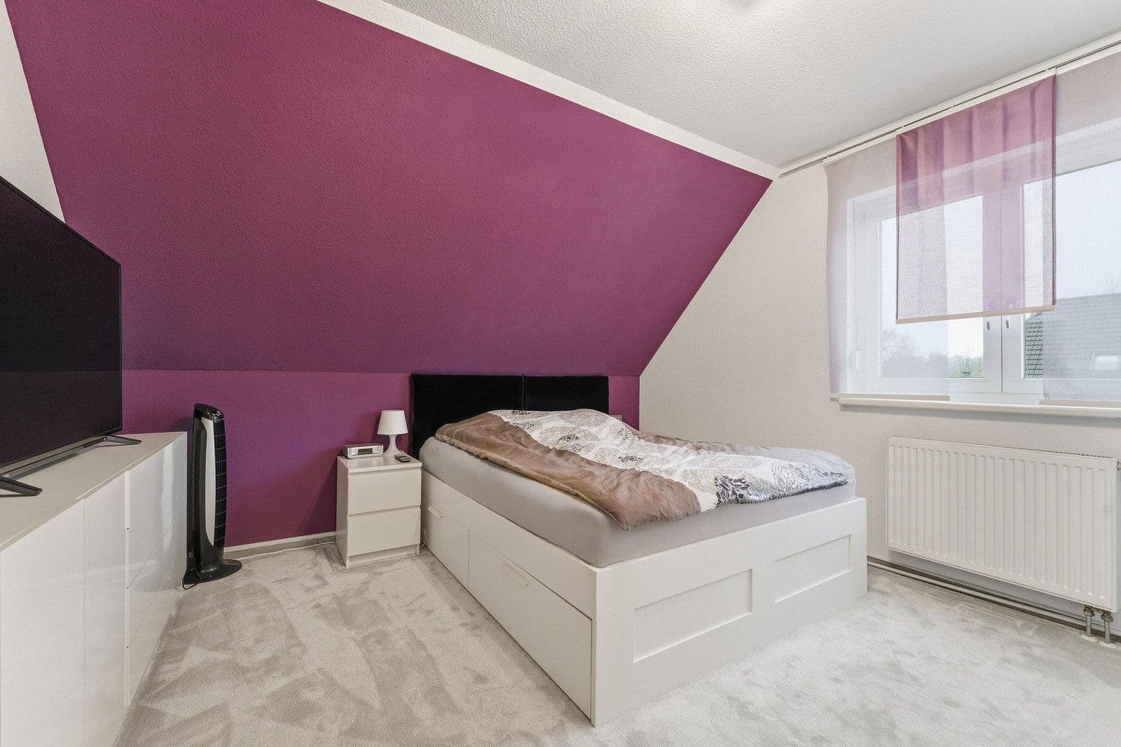Prodej domu 102 m², pozemek 420 m², Berlin, Berlín Prodej domu 102 m², pozemek 420 m², Berlin, Berlín