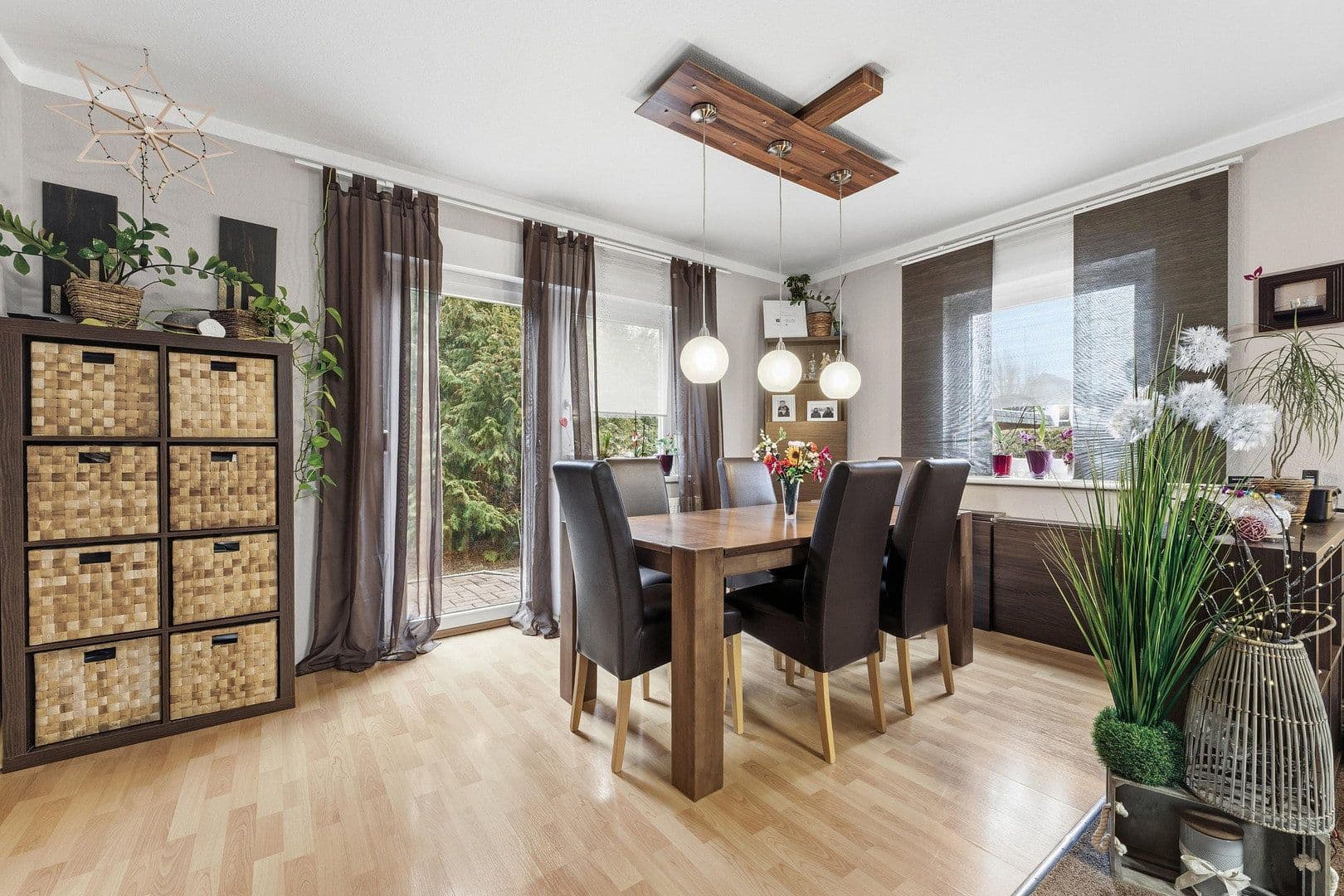 Prodej domu 102 m², pozemek 420 m², Berlin, Berlín Prodej domu 102 m², pozemek 420 m², Berlin, Berlín