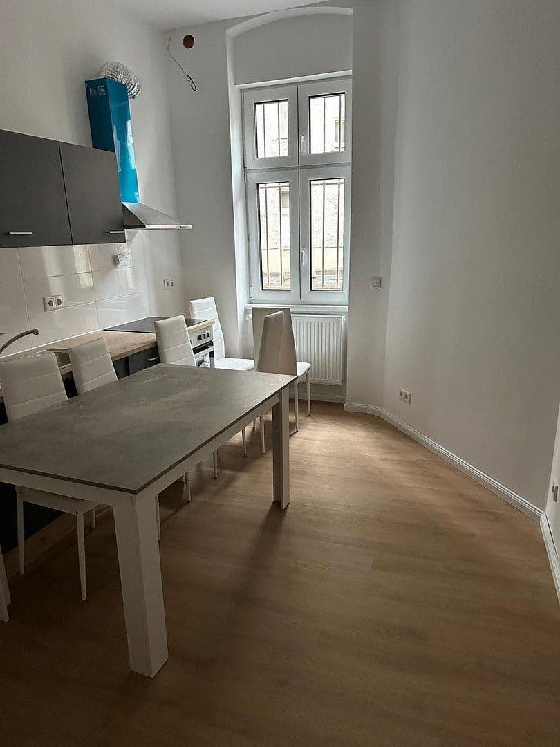 Pronájem bytu 3+1 65 m², Mittelstraße 7, Berlin, Berlín Pronájem bytu 3+1 65 m², Mittelstraße 7, Berlin, Berlín