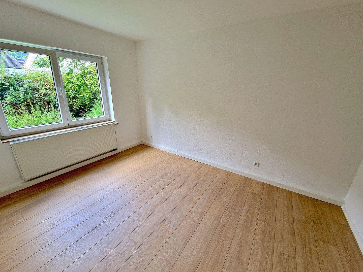 Prodej bytu 3+1 78 m², Bad Ditzenbach, Bádensko-Württembersko Prodej bytu 3+1 78 m², Bad Ditzenbach, Bádensko-Württembersko