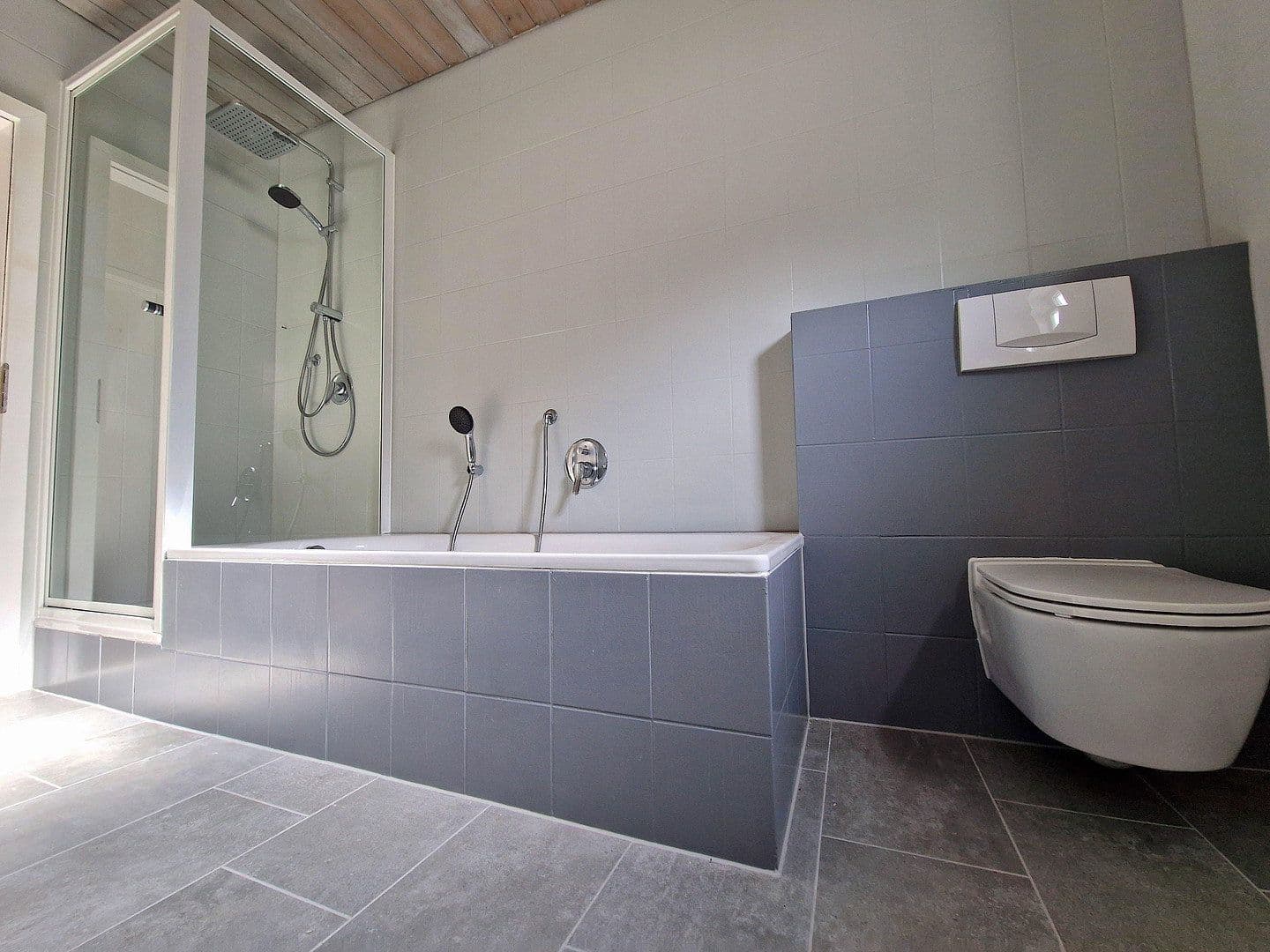 Prodej bytu 3+1 78 m², Bad Ditzenbach, Bádensko-Württembersko Prodej bytu 3+1 78 m², Bad Ditzenbach, Bádensko-Württembersko