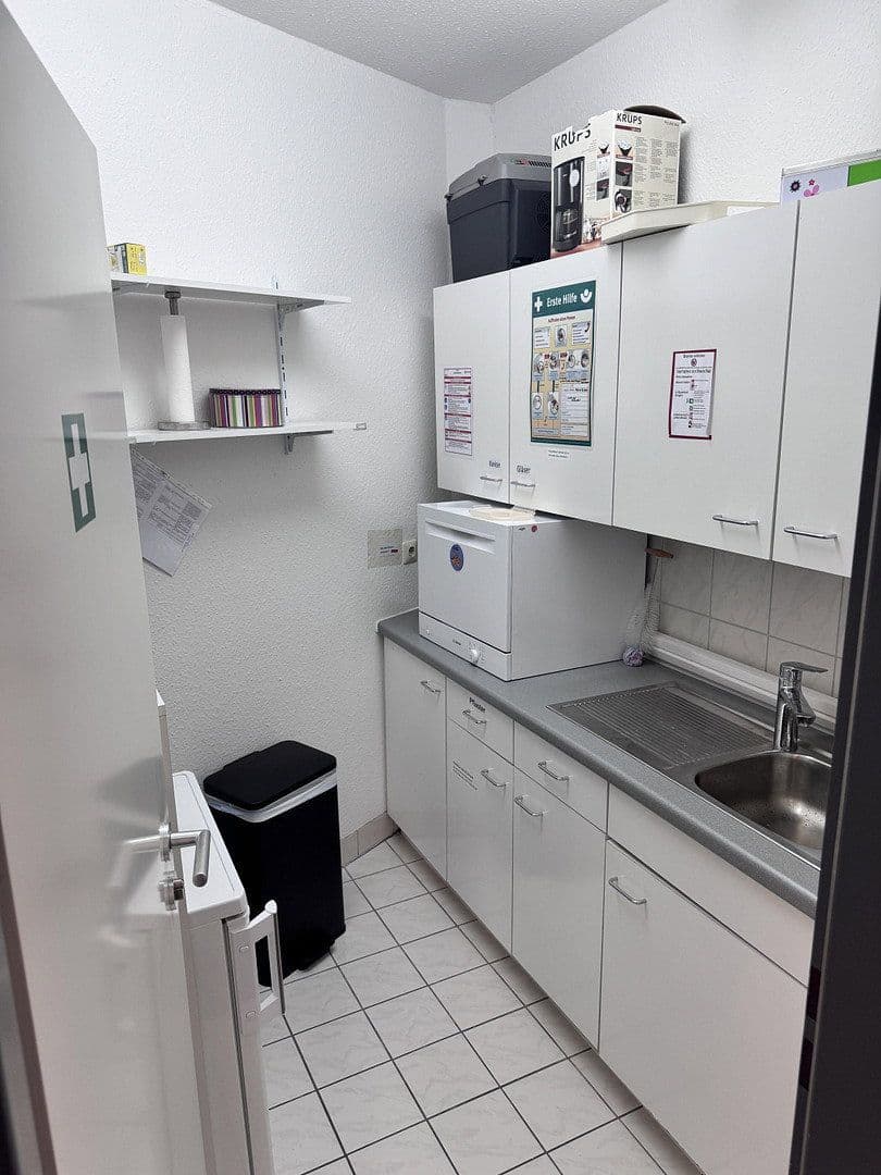 Pronájem kanceláře 112 m², Badstraße 24a, Offenburg, Bádensko-Württembersko Pronájem kanceláře 112 m², Badstraße 24a, Offenburg, Bádensko-Württembersko