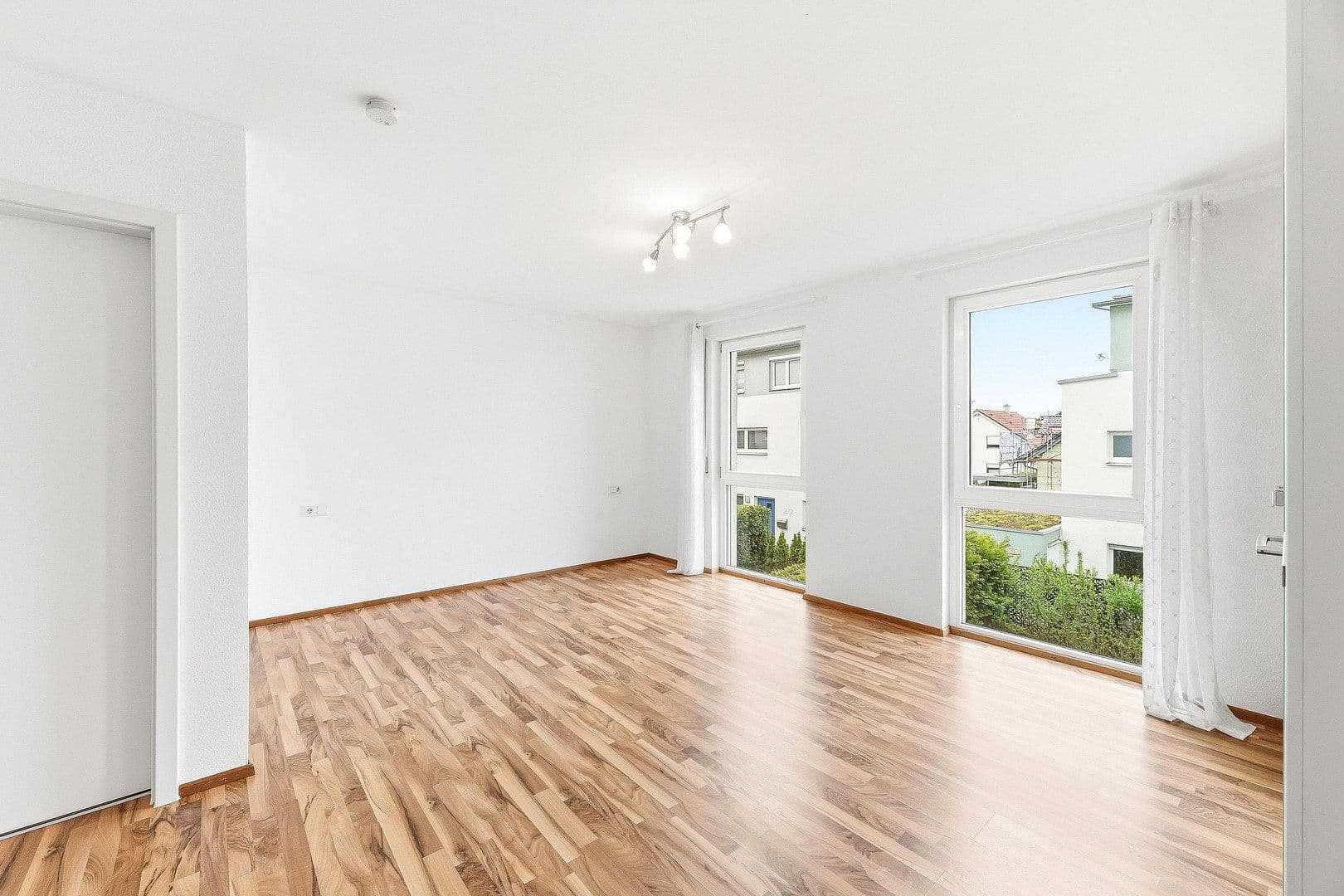 Pronájem bytu 2+1 60 m², Holzgerlingen, Bádensko-Württembersko Pronájem bytu 2+1 60 m², Holzgerlingen, Bádensko-Württembersko