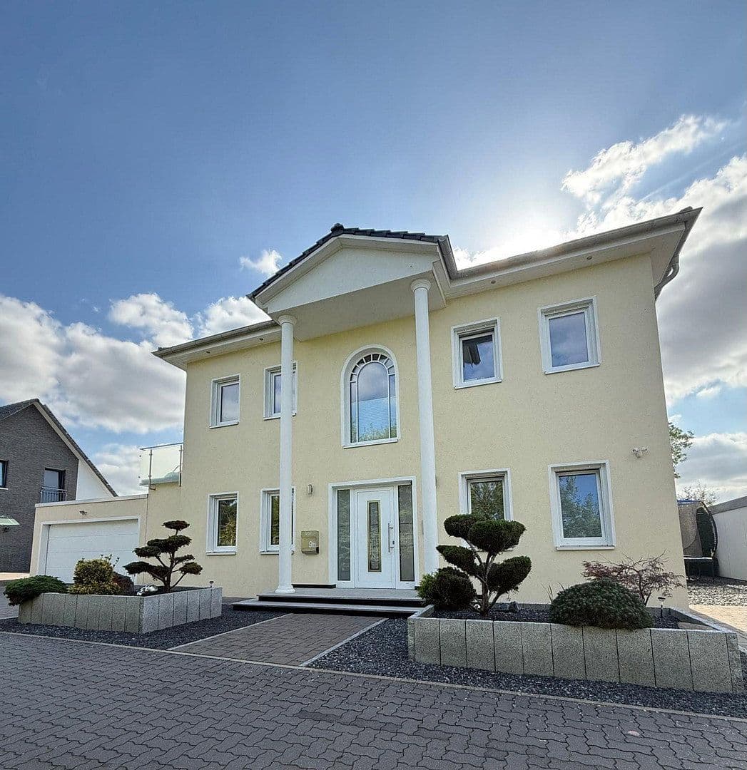 Prodej domu 221 m², pozemek 575 m², Wennigsen (Deister), Dolní Sasko Prodej domu 221 m², pozemek 575 m², Wennigsen (Deister), Dolní Sasko