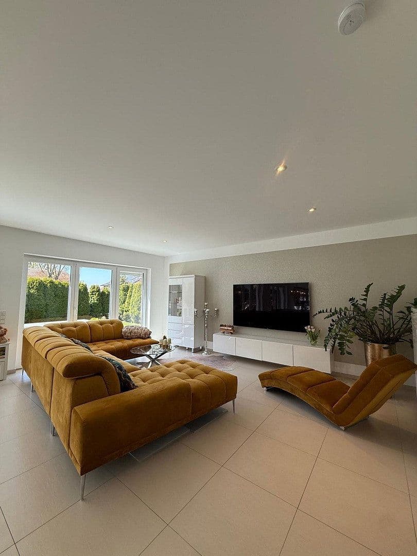 Prodej domu 221 m², pozemek 575 m², Wennigsen (Deister), Dolní Sasko Prodej domu 221 m², pozemek 575 m², Wennigsen (Deister), Dolní Sasko
