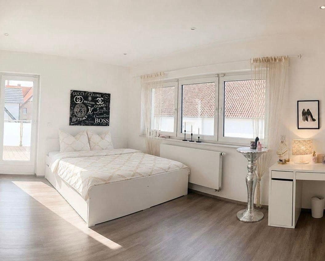 Prodej domu 221 m², pozemek 575 m², Wennigsen (Deister), Dolní Sasko Prodej domu 221 m², pozemek 575 m², Wennigsen (Deister), Dolní Sasko