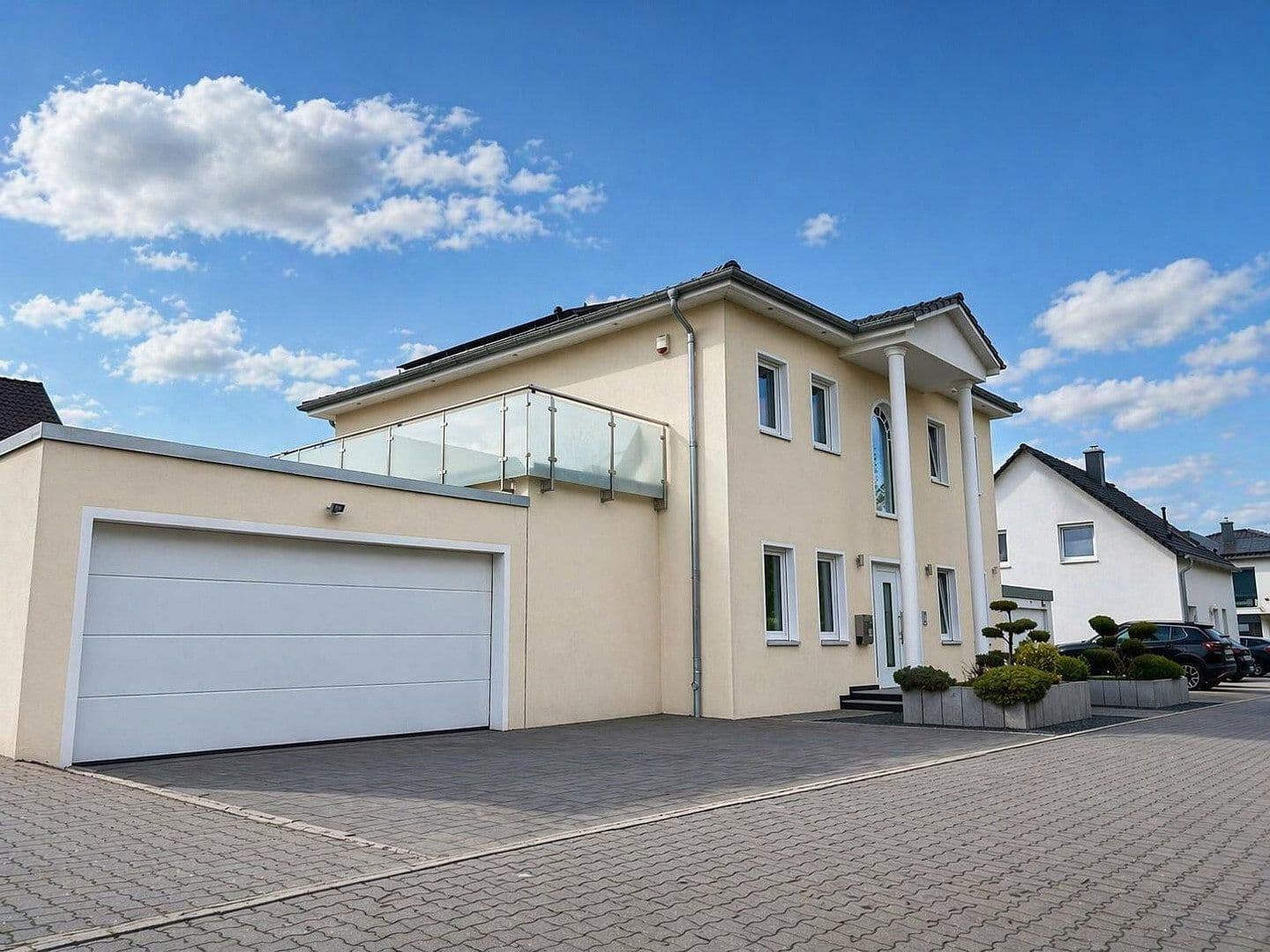 Prodej domu 221 m², pozemek 575 m², Wennigsen (Deister), Dolní Sasko Prodej domu 221 m², pozemek 575 m², Wennigsen (Deister), Dolní Sasko