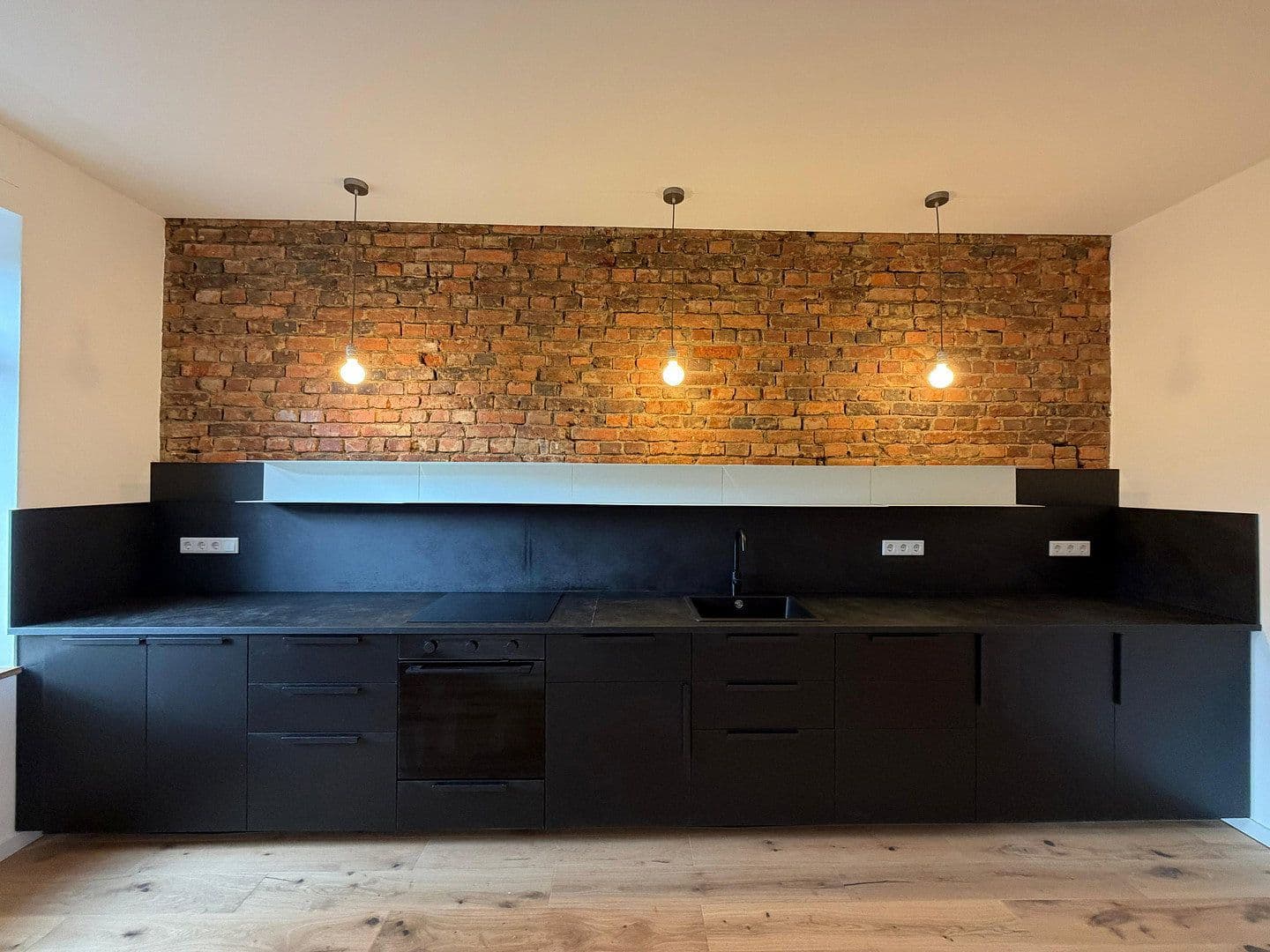 Pronájem bytu 2+1 60 m², Darmstadt, Hessen Pronájem bytu 2+1 60 m², Darmstadt, Hessen