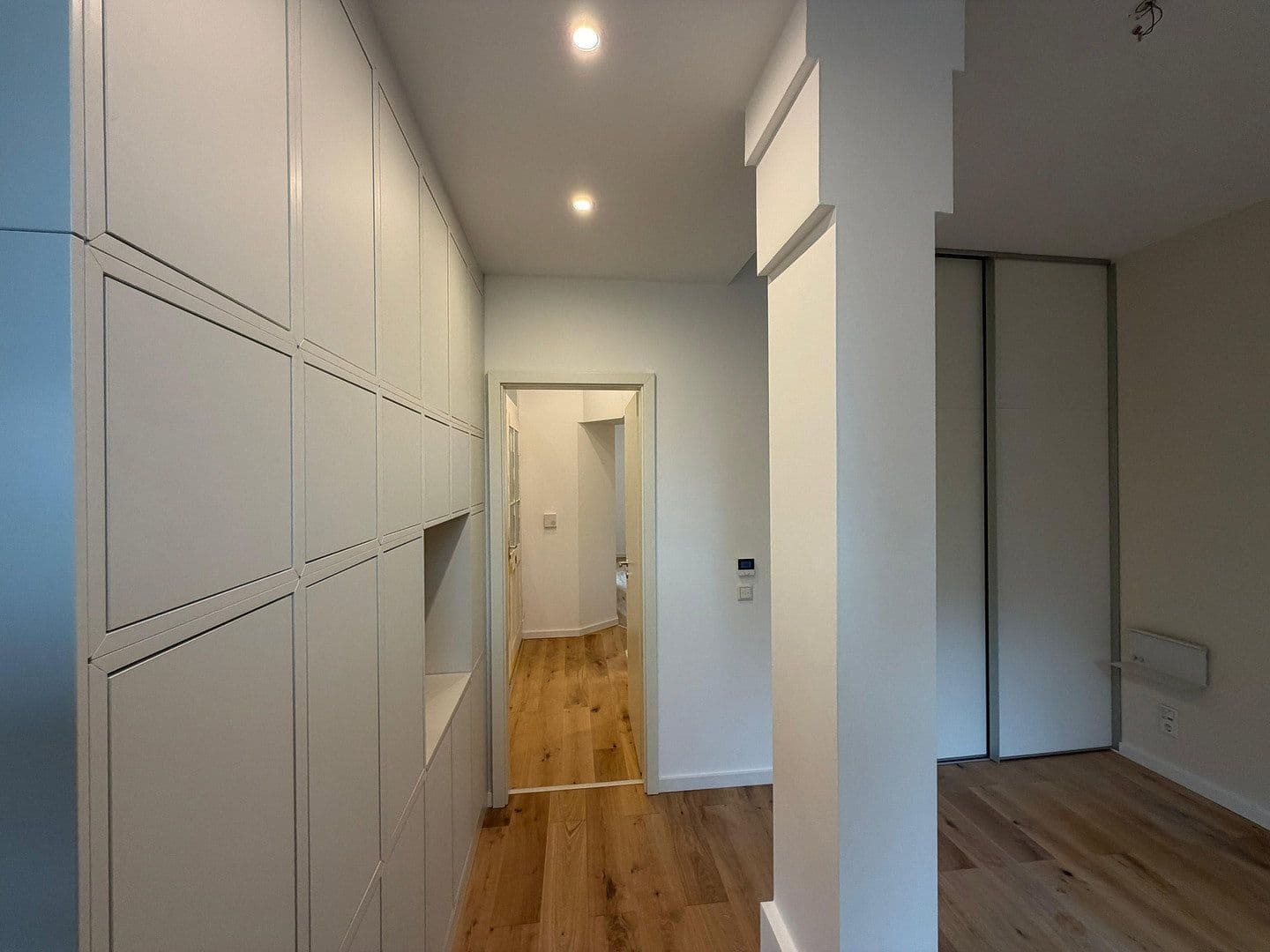 Pronájem bytu 2+1 60 m², Darmstadt, Hessen Pronájem bytu 2+1 60 m², Darmstadt, Hessen