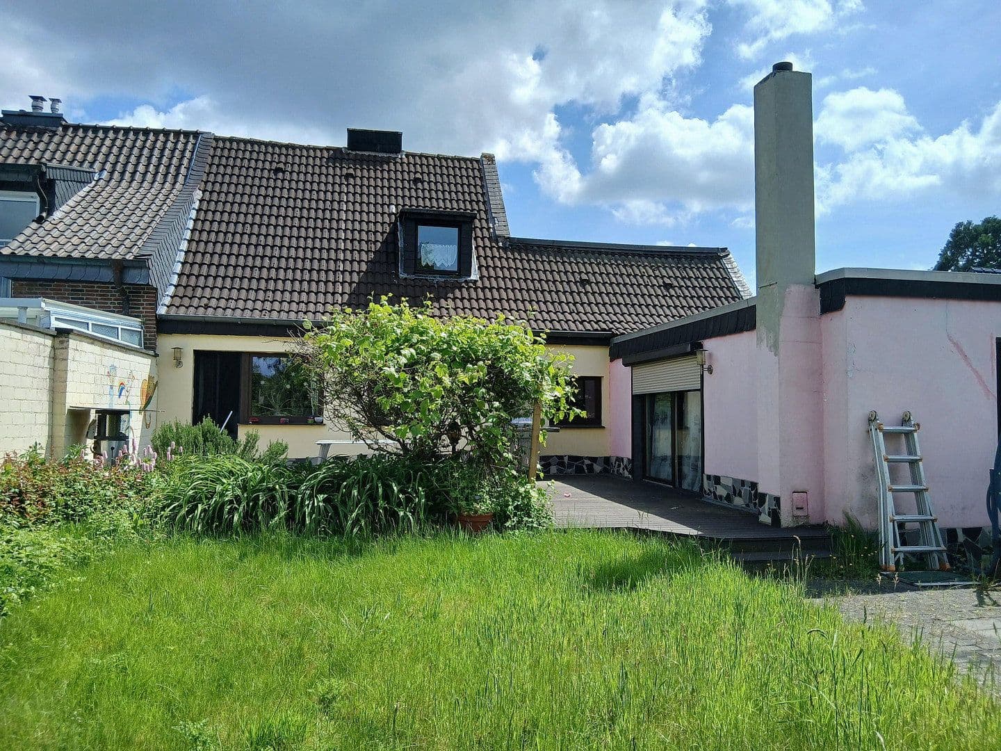 Prodej domu 144 m², pozemek 790 m², Südstraße 14, Wassenberg, Severní Porýní-Vestfálsko Prodej domu 144 m², pozemek 790 m², Südstraße 14, Wassenberg, Severní Porýní-Vestfálsko