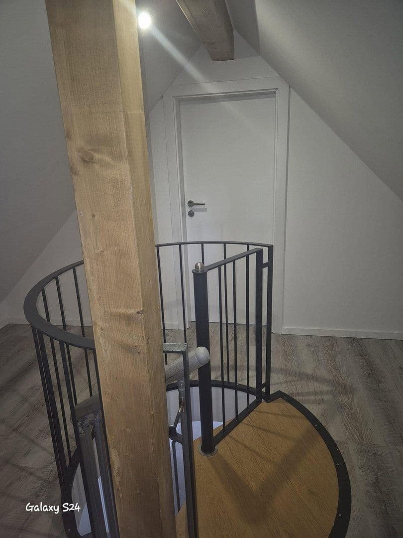Pronájem bytu 3+1 110 m², Rodgau, Hessen Pronájem bytu 3+1 110 m², Rodgau, Hessen