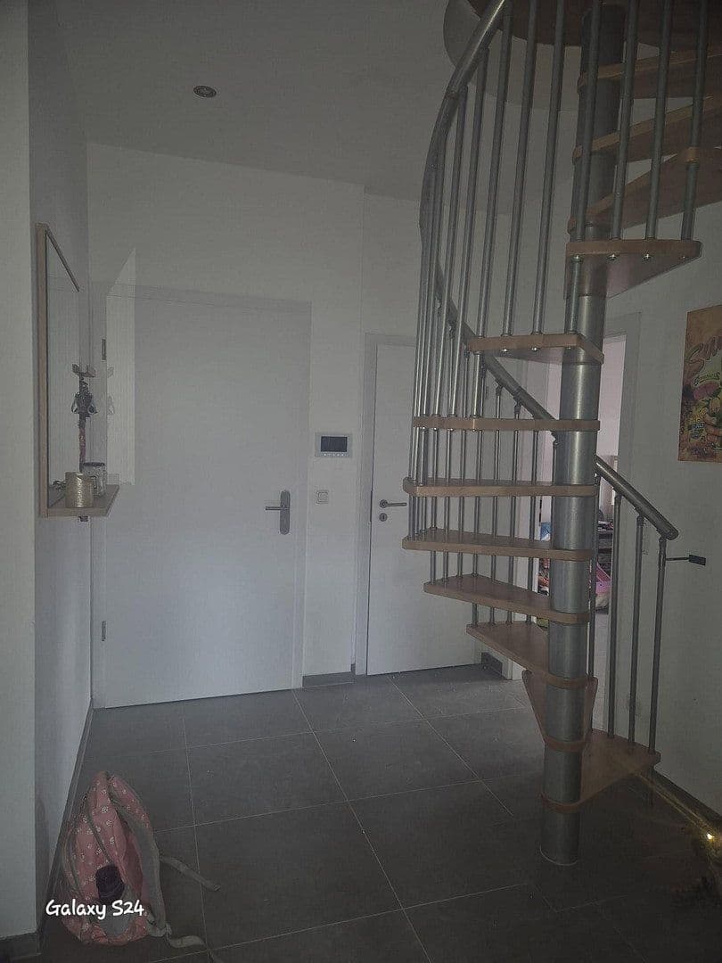 Pronájem bytu 3+1 110 m², Rodgau, Hessen Pronájem bytu 3+1 110 m², Rodgau, Hessen
