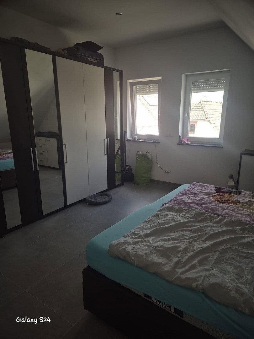 Pronájem bytu 3+1 110 m², Rodgau, Hessen Pronájem bytu 3+1 110 m², Rodgau, Hessen