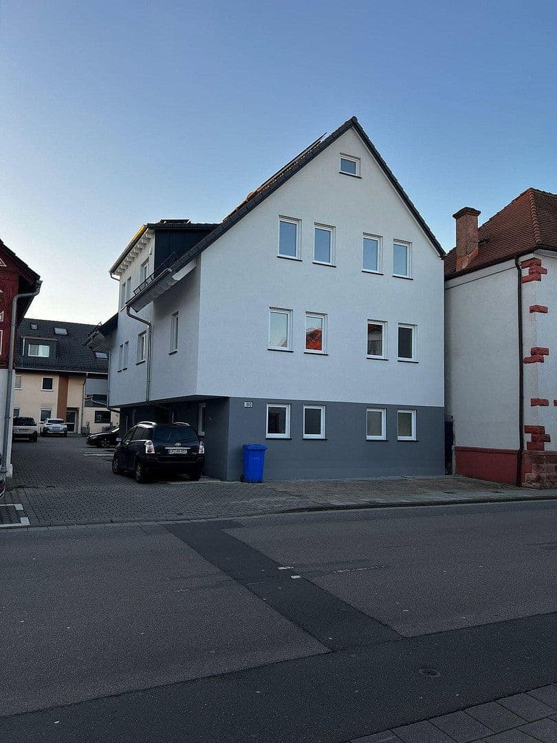 Pronájem bytu 3+1 110 m², Rodgau, Hessen Pronájem bytu 3+1 110 m², Rodgau, Hessen
