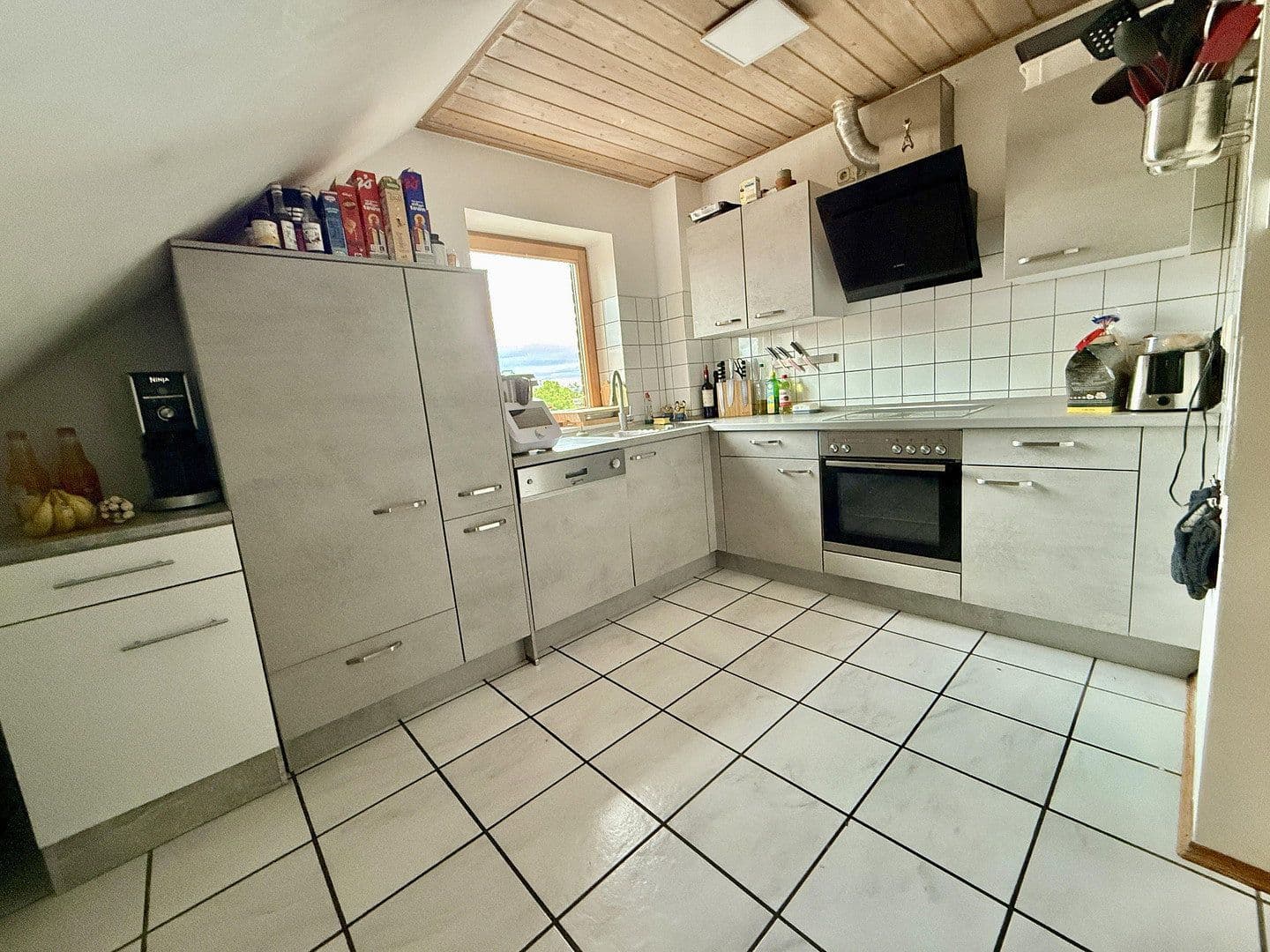 Prodej bytu 4+1 85 m², Wesseling, Severní Porýní-Vestfálsko Prodej bytu 4+1 85 m², Wesseling, Severní Porýní-Vestfálsko