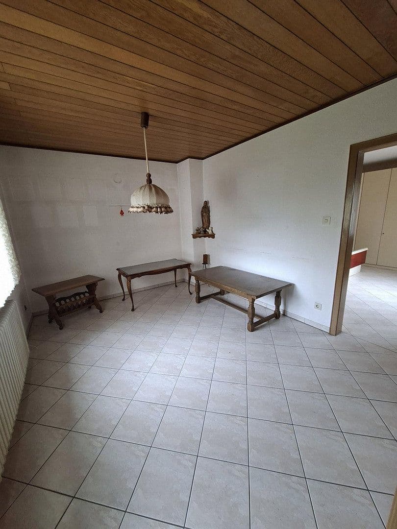 Prodej domu 198 m², pozemek 544 m², Wiesbaden, Hessen Prodej domu 198 m², pozemek 544 m², Wiesbaden, Hessen