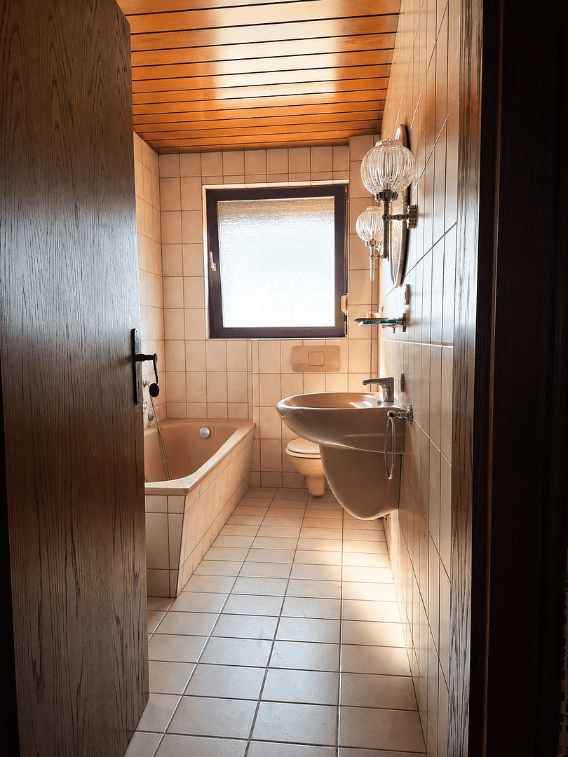 Prodej domu 198 m², pozemek 544 m², Wiesbaden, Hessen Prodej domu 198 m², pozemek 544 m², Wiesbaden, Hessen