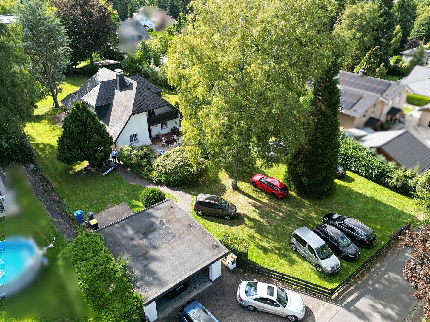 Prodej domu 247 m², pozemek 2.504 m², Niedernhausen, Hessen Prodej domu 247 m², pozemek 2.504 m², Niedernhausen, Hessen