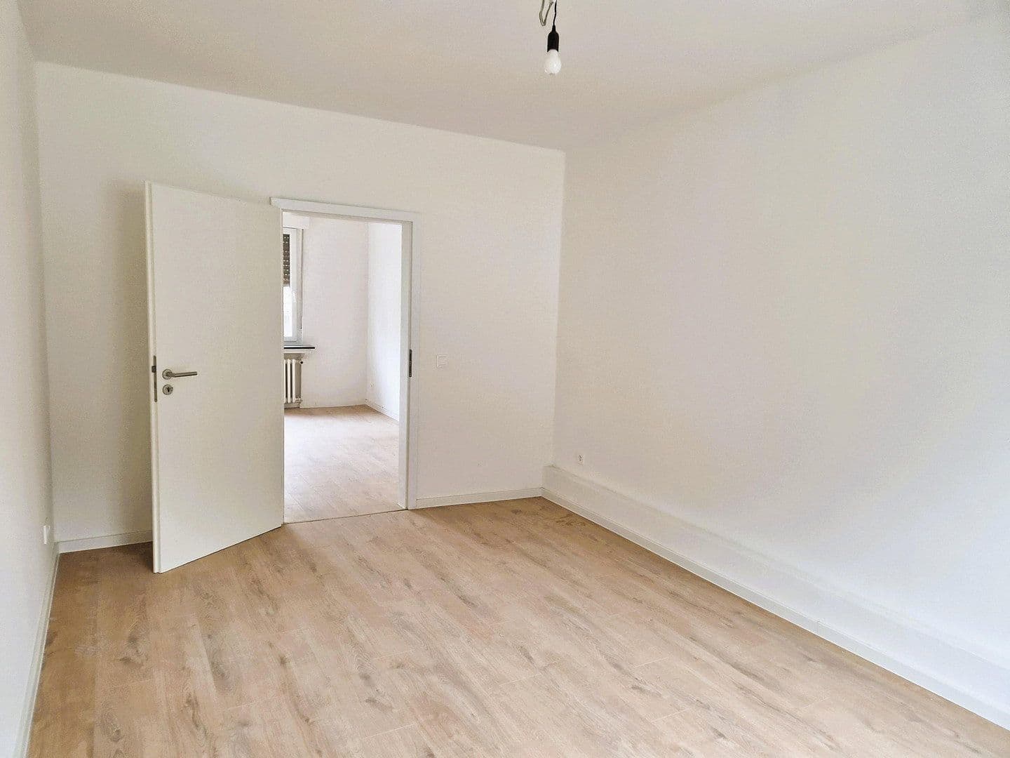 Pronájem bytu 3+1 60 m², Herner Str. 315 A, Bochum, Severní Porýní-Vestfálsko Pronájem bytu 3+1 60 m², Herner Str. 315 A, Bochum, Severní Porýní-Vestfálsko