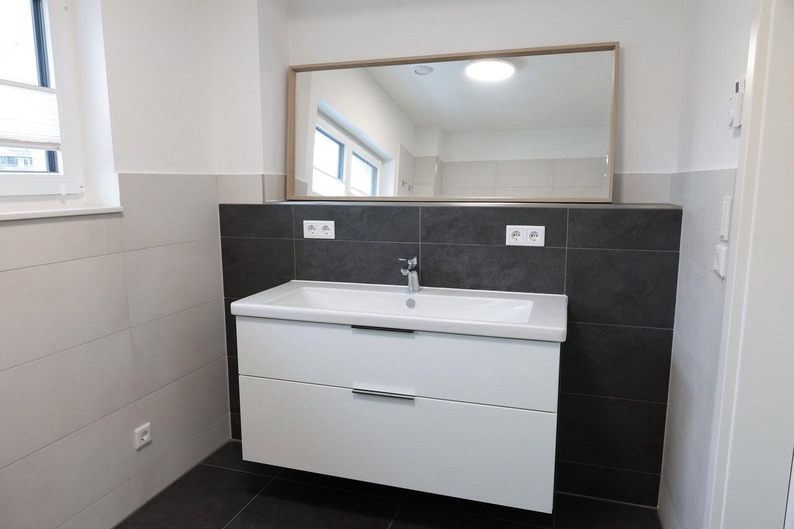 Prodej bytu 3+1 89 m², Hamburg, Hamburg Prodej bytu 3+1 89 m², Hamburg, Hamburg