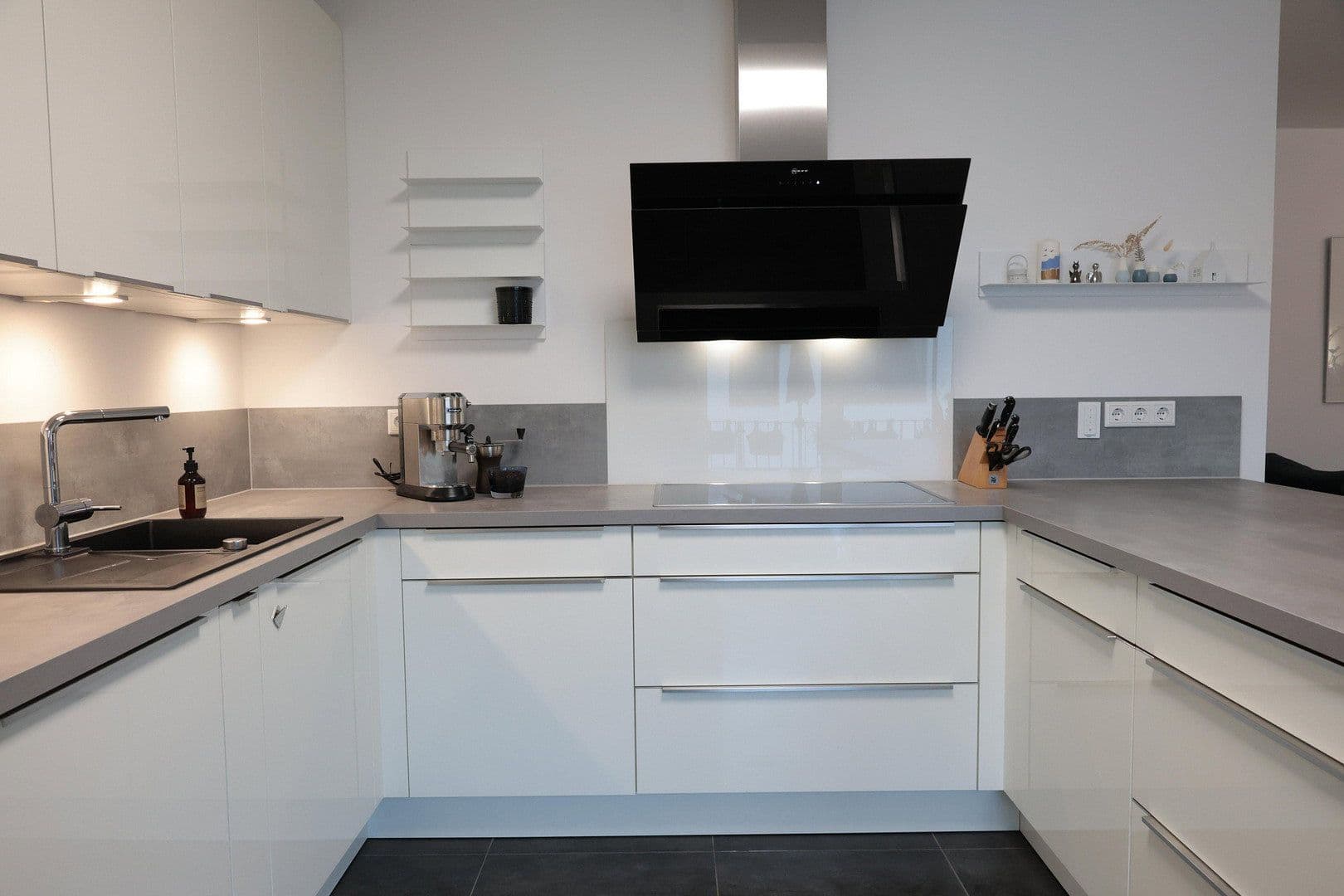 Prodej bytu 3+1 89 m², Hamburg, Hamburg Prodej bytu 3+1 89 m², Hamburg, Hamburg